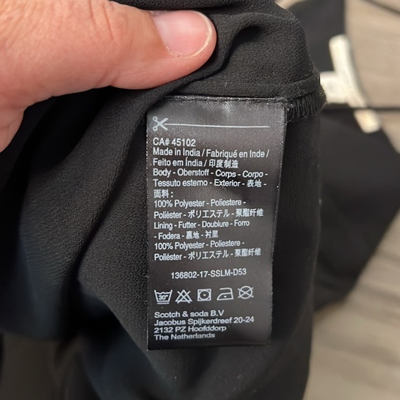 SCOTCH & SODA BLACK KEYHOLE RACERBACK TANK 2 - Picture 11 of 11